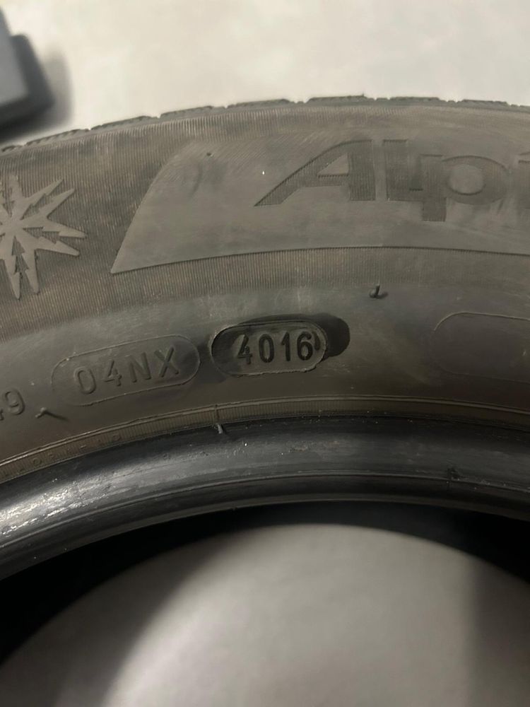 Opony zimowe 215/60/16 2x michelin i 2x uniroyal