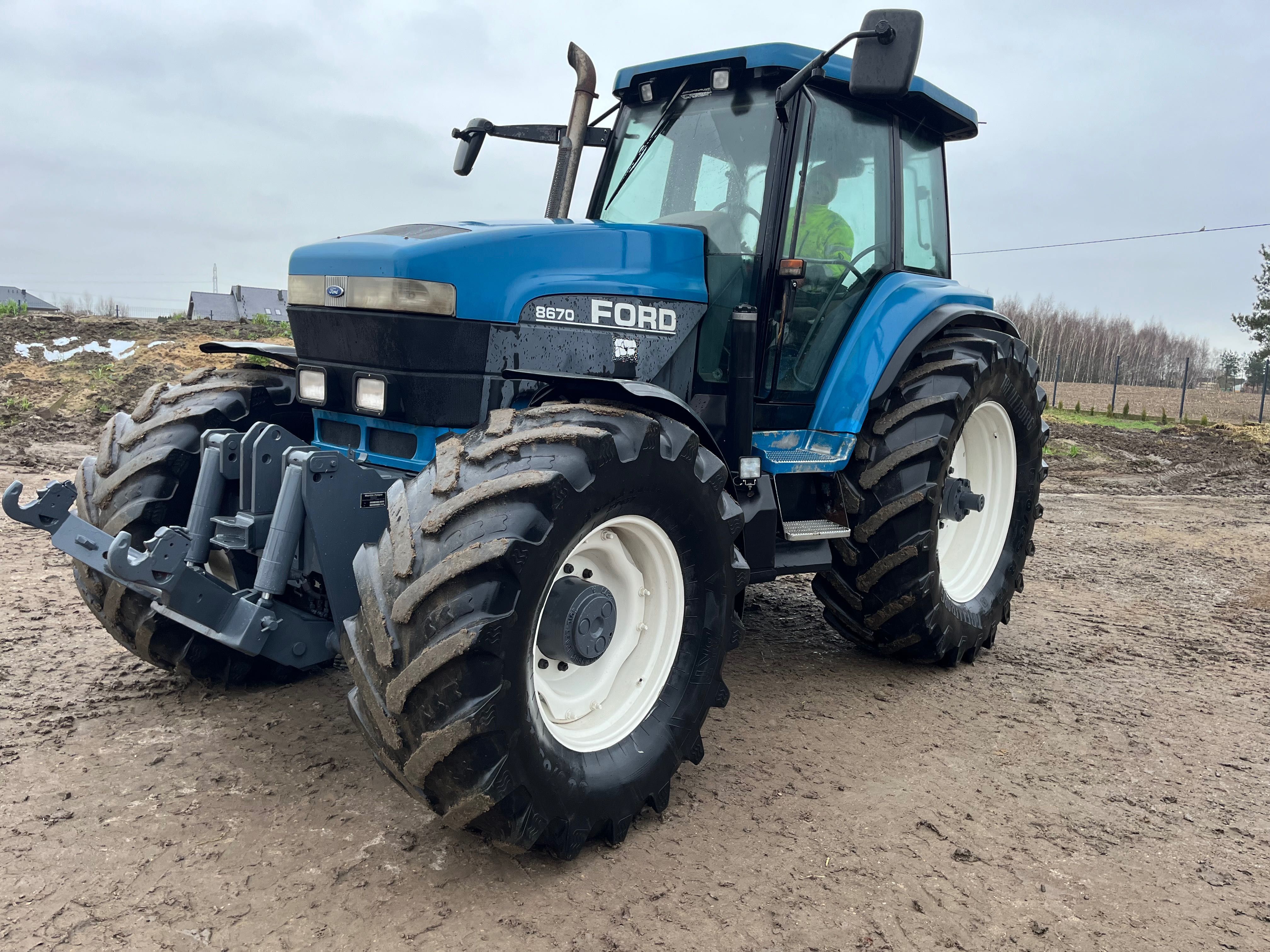 New Holland 8670 Ford