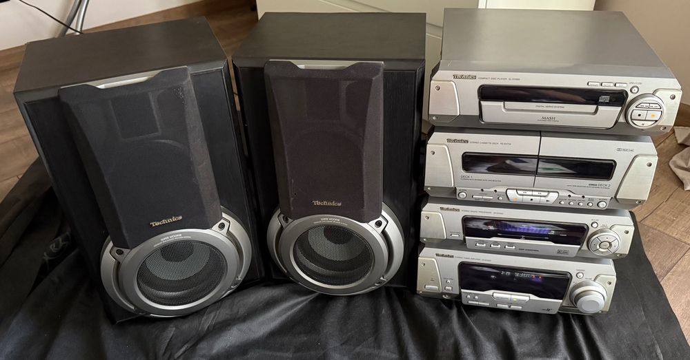 Wieża Technics SL-EH550
