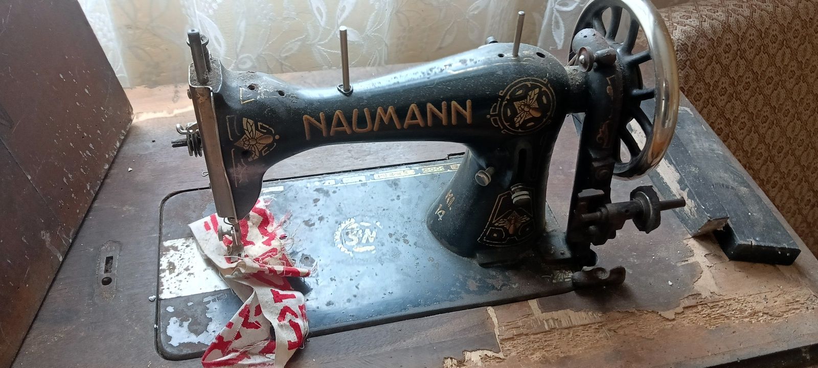 Maszyna do szycia Łucznik i Naumann