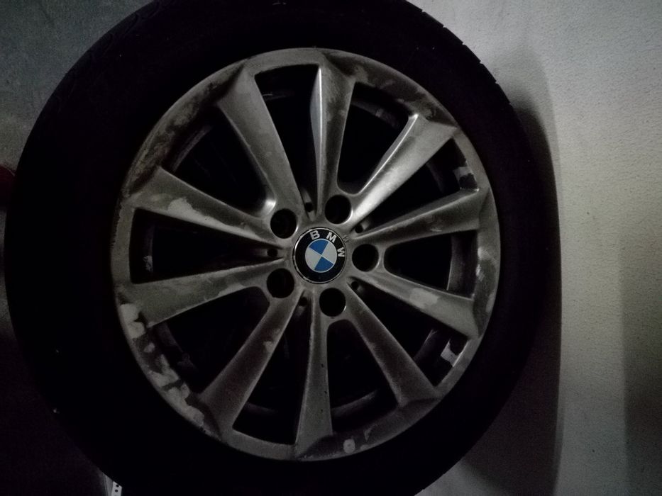 4 Jantes 17 com pneus BMW 520 originais como novas