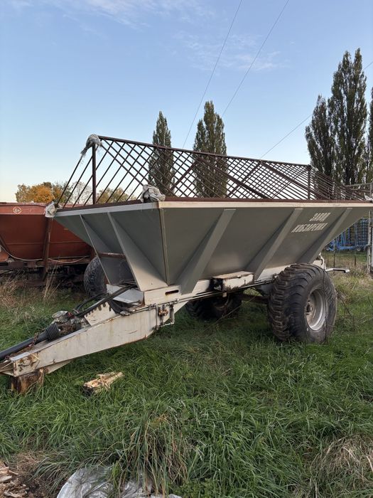 Розкидач міндобрив РМД-6 Кобзаренко/Розкидач МВУ-6/МВУ-8