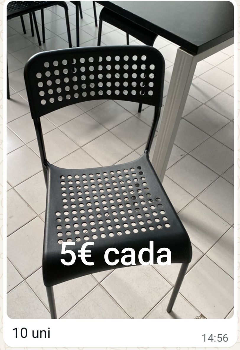 Mesas de escritório , e cadeiras