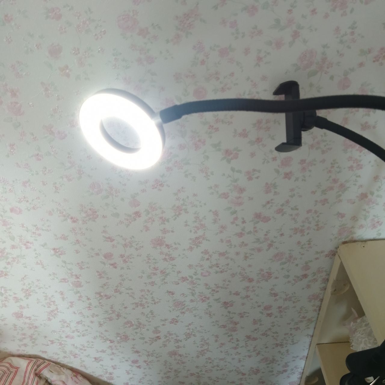 Держатель для телефона с LED подсветкой, селфи лампа