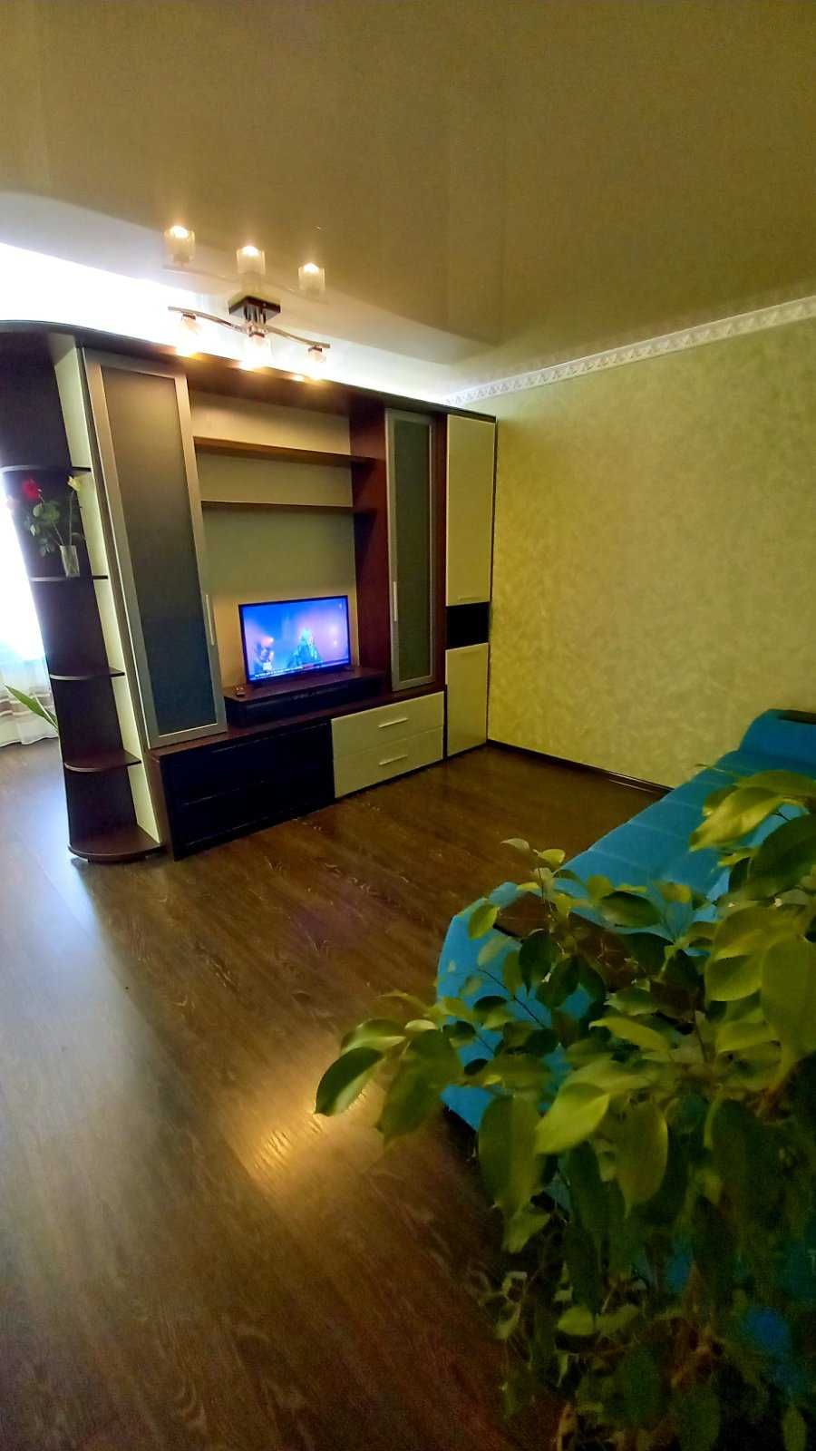 Здам квартиру подобово біля центрального входу у парк Софіївка!!!