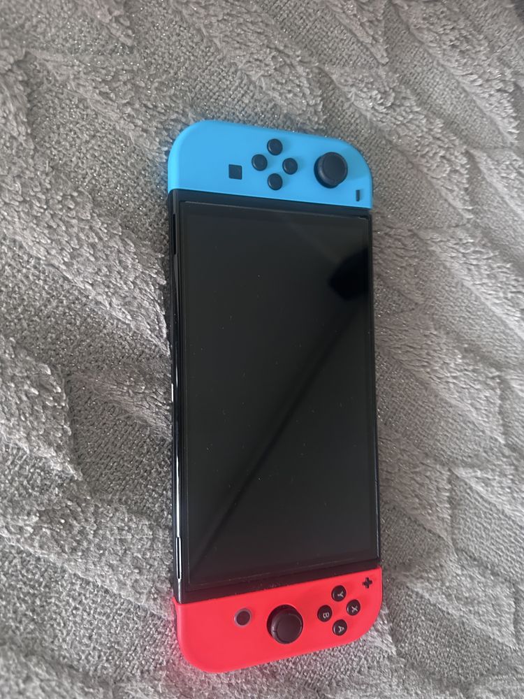 Nintendo oled. Idealne.
