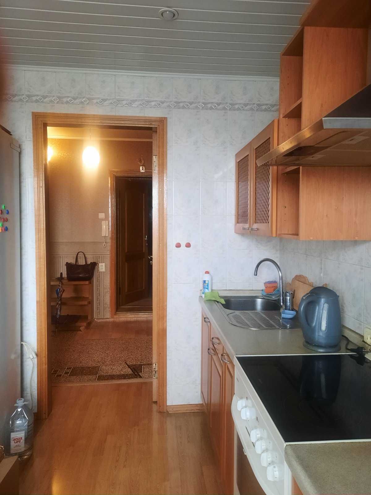 Продам 3-кв. в кирпичном доме. п-т Аэрокосмический! (403486)