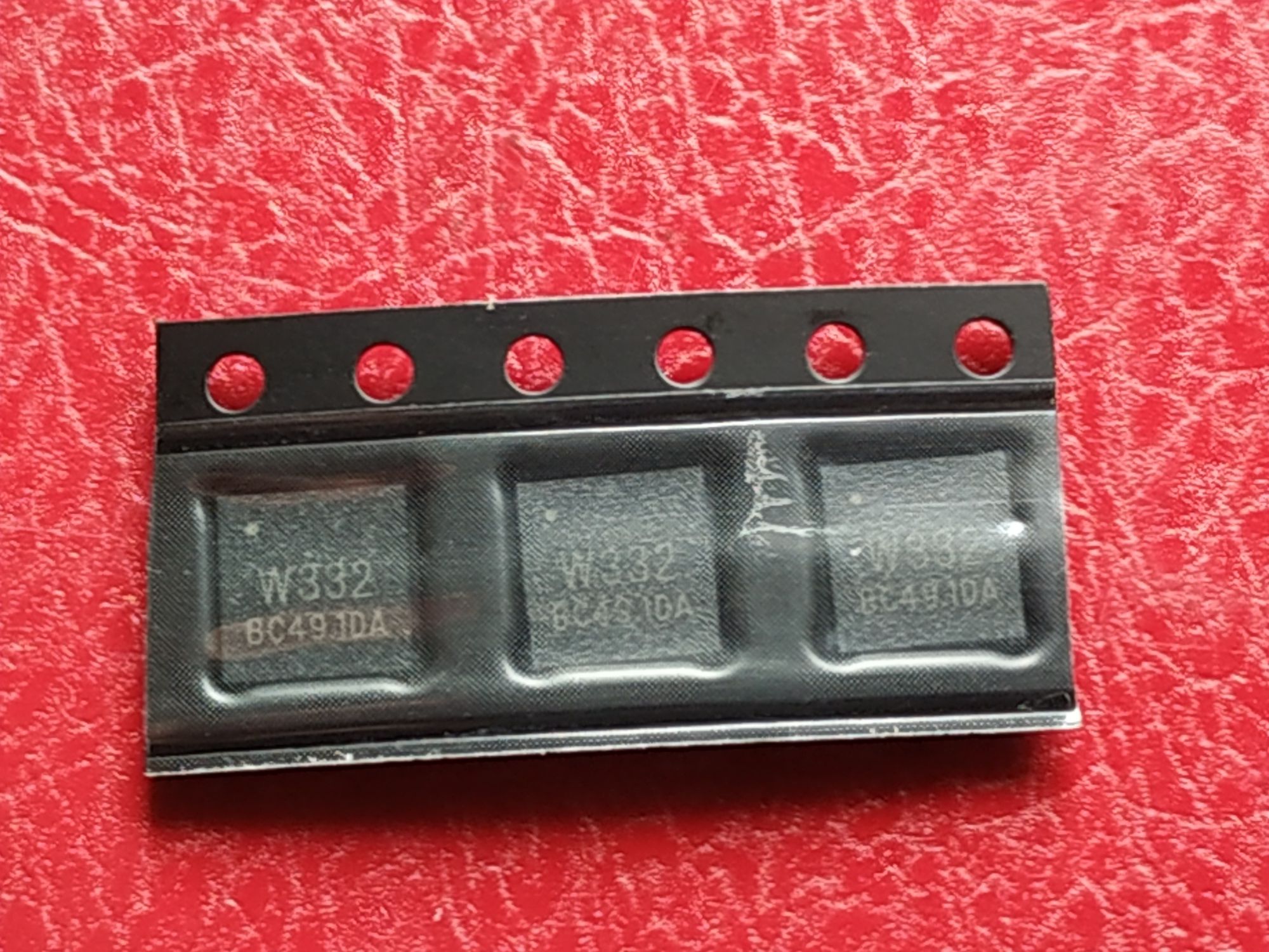 Контролер заряду IC W332, IP5332, QFN32