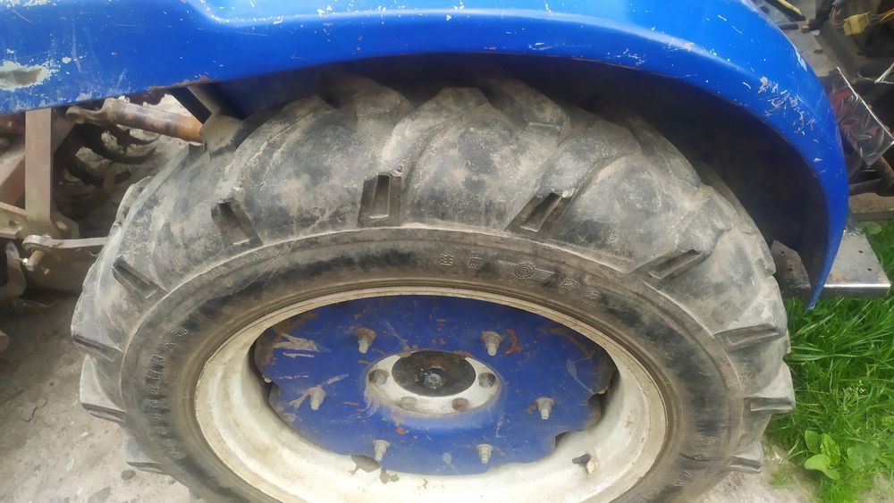 ПРОДАМ ТРАКТОР ДЖІНМА 244 Е з документами любе переоформлення