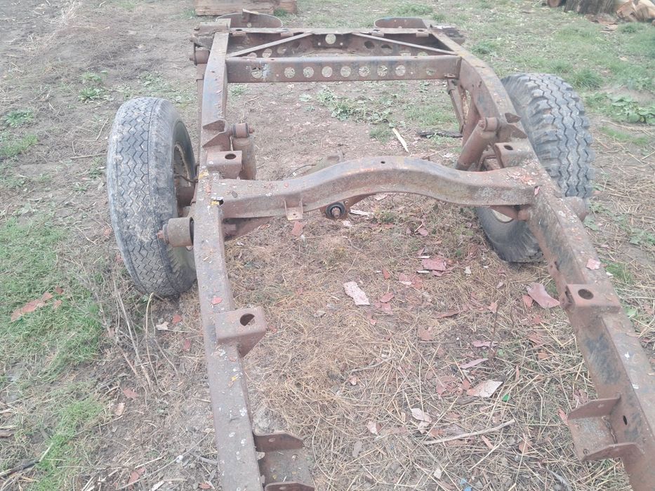 Рама під прицеп ..