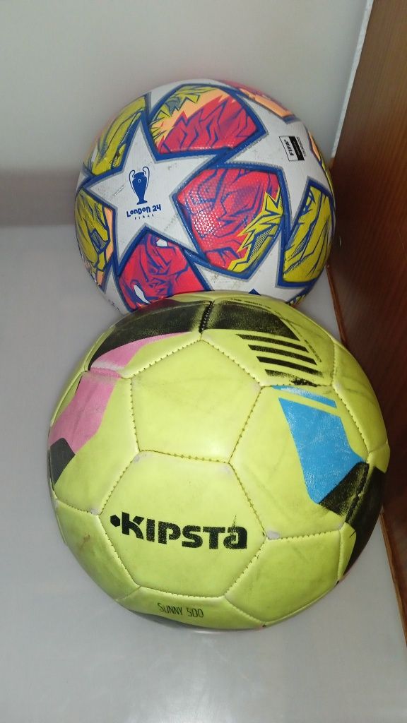 2 Bolas de Futebol, Adidas Final Liga dos Campeões e Kipsta