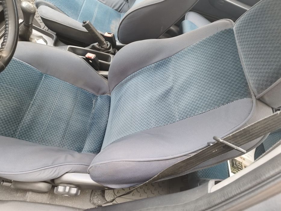 Alfaromeo 146 Twin Spark
204.000km