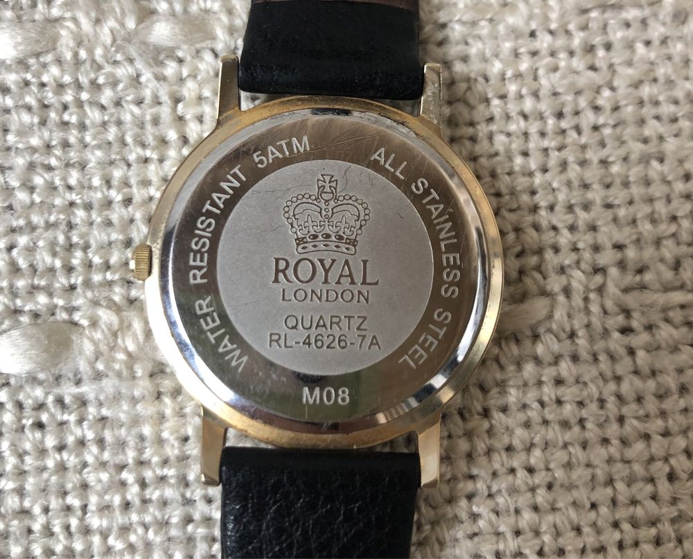 Наручний годинник Royal London