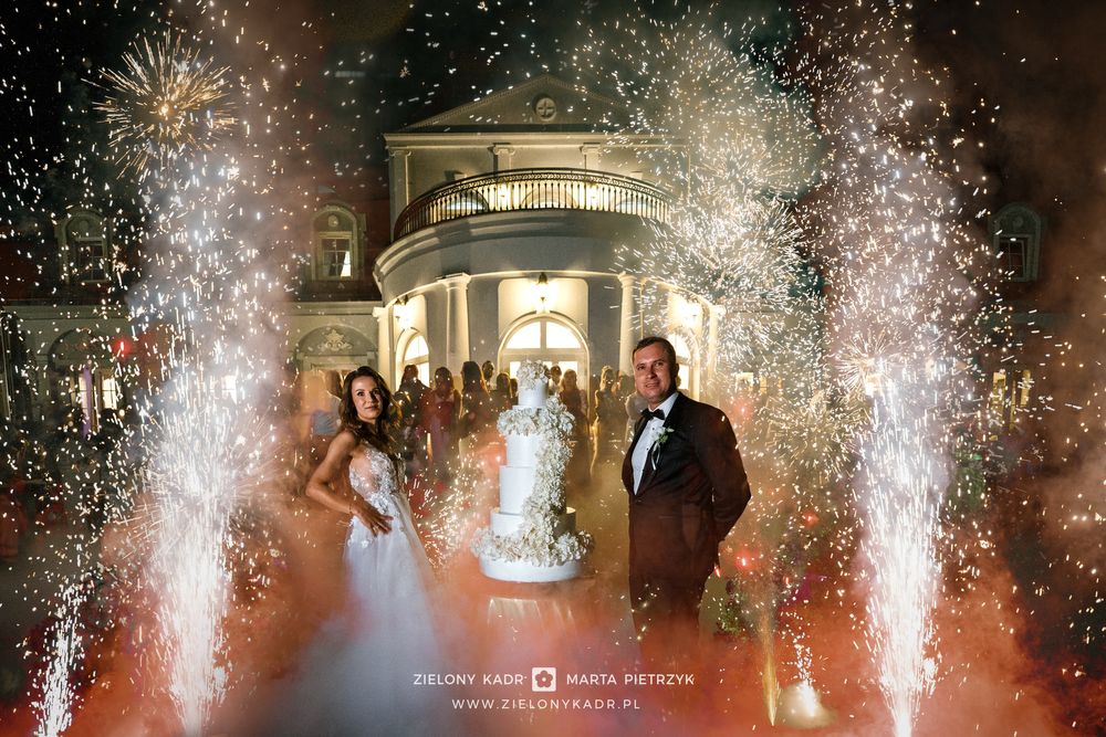 Fontanny Iskier Wiatraki Iskier Wodospad Iskier Atrakcje Weselne