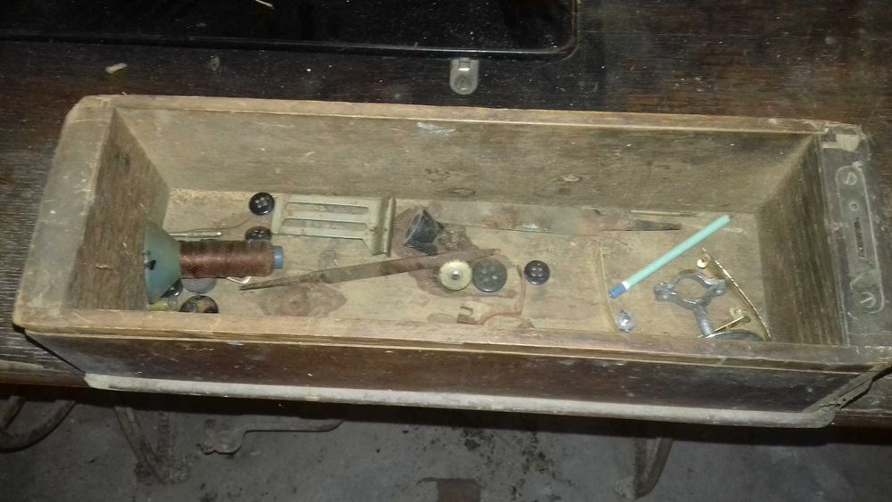 Máquina de costura antiga