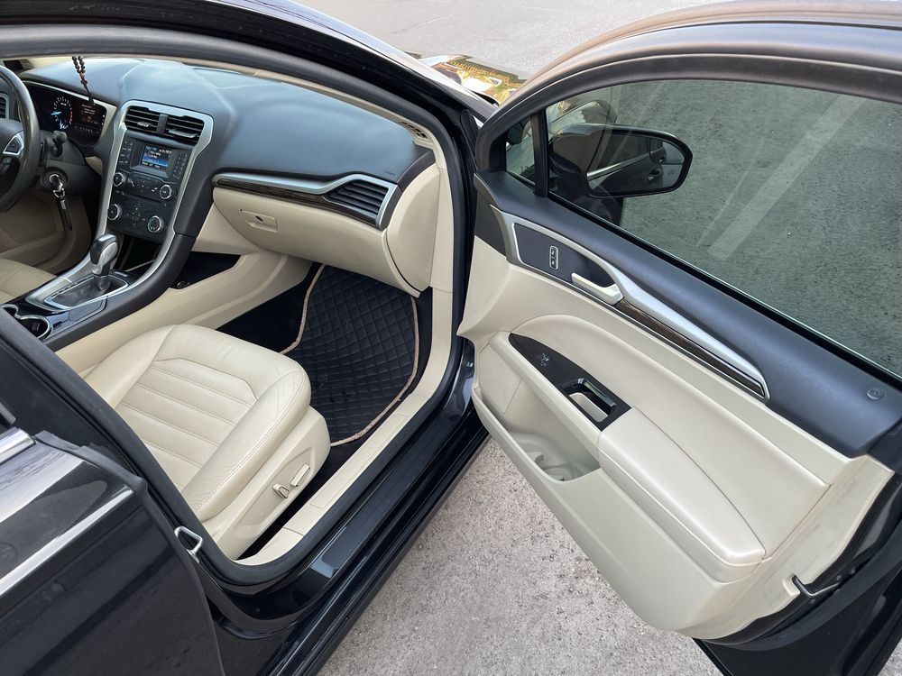 Ford Fusion 2.0 ecoboost 2014 рік