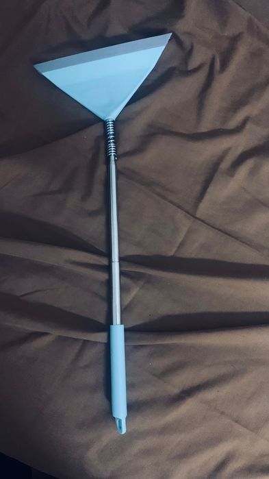 Rodo telescópico para limpeza de vidros – ajustável e prático