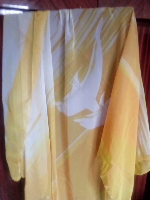 Пропоную парео до купальника.