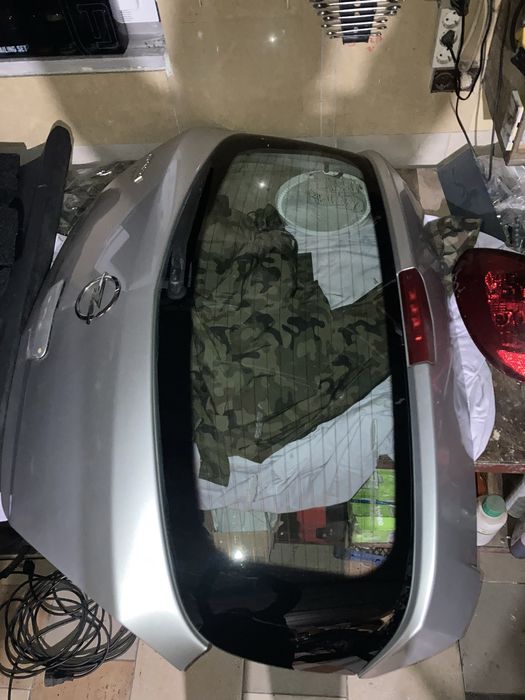 Opel Corsa D. Części. Wersja 5D. Kolor Z157