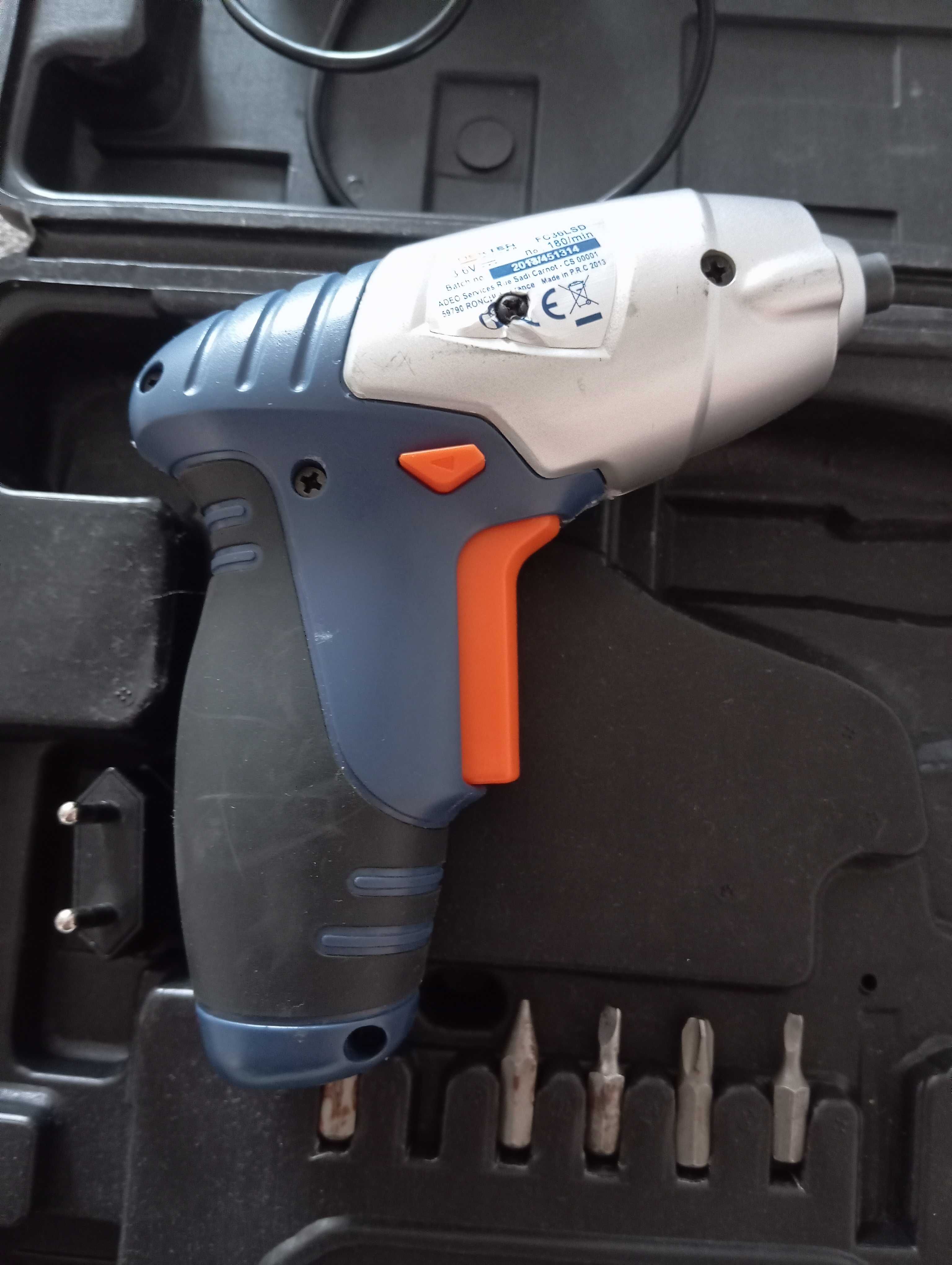 Wkrętarka Dexter 3,6v