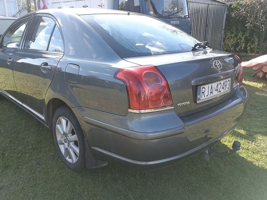 Sprzedam Toyota avensis 2.0 d4d