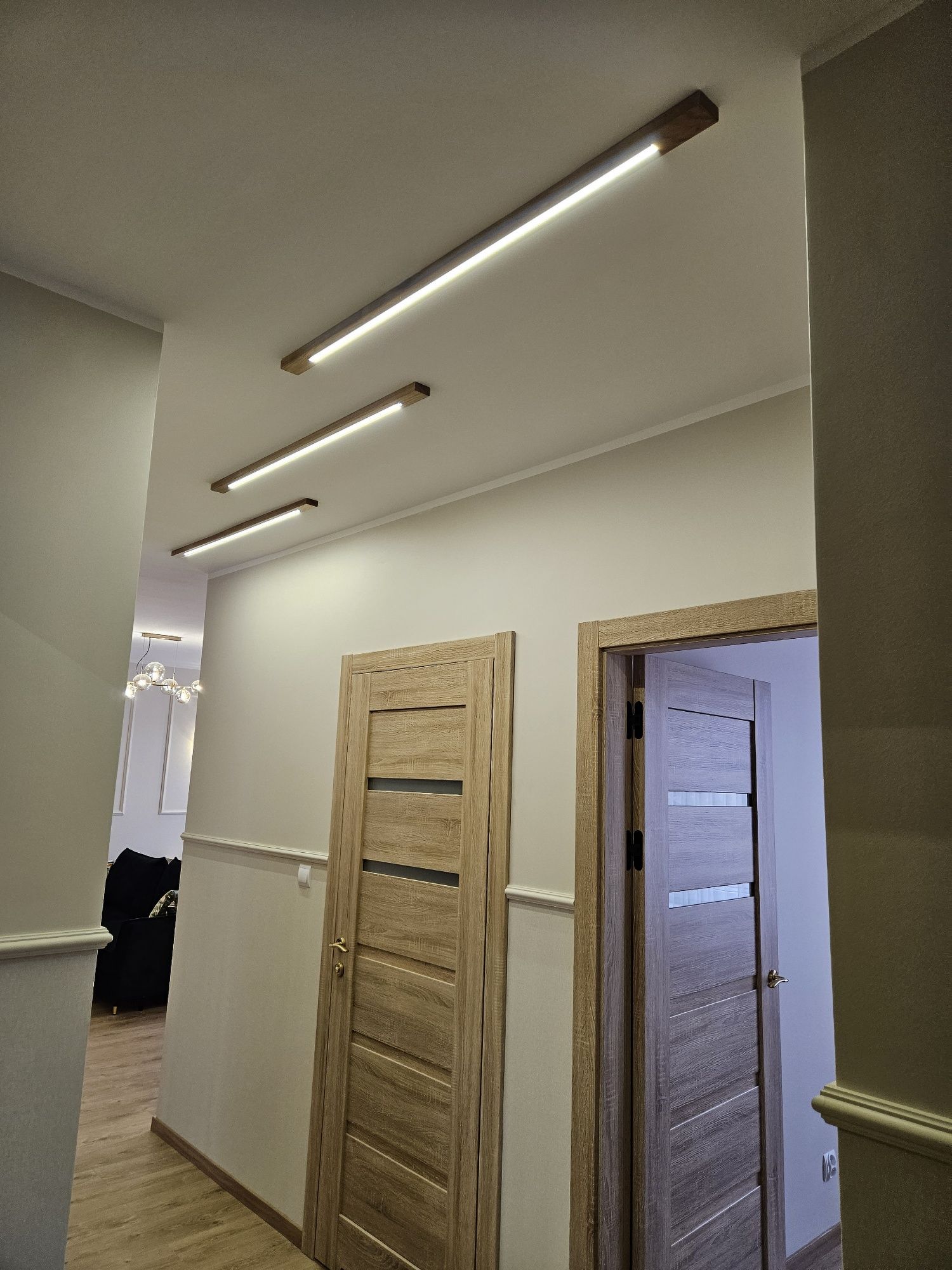 Oświetlenie LED z litego drewna