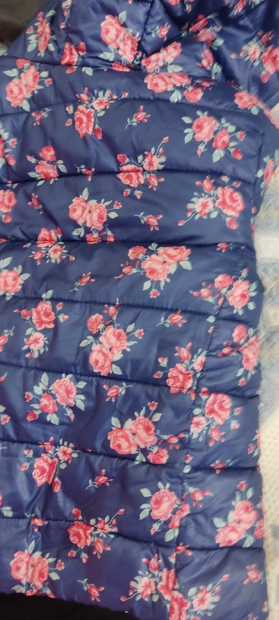 Blusão menina florido reversível da BENETON