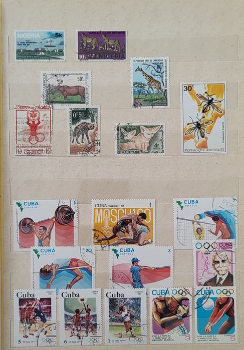 Znaczki pocztowe klaser ze znaczkami