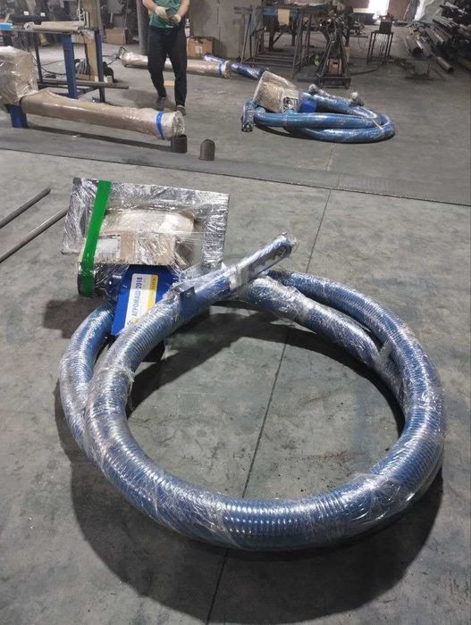 Гнучкий шнековий навантажувач 127 мм х 8000 мм х 220В від виробника