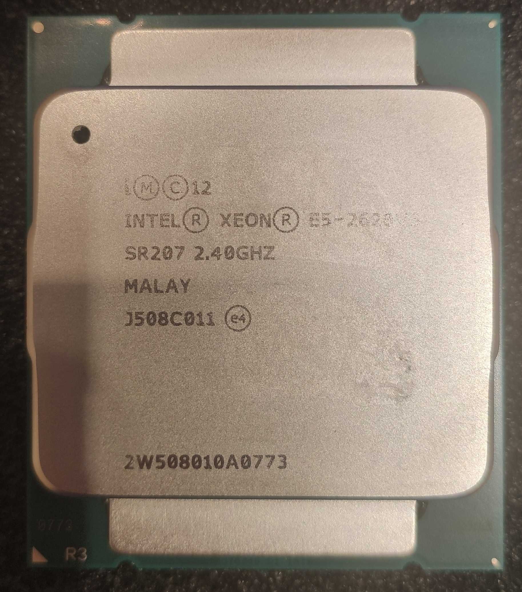 2 x Intel Xeon E5-2620 v3