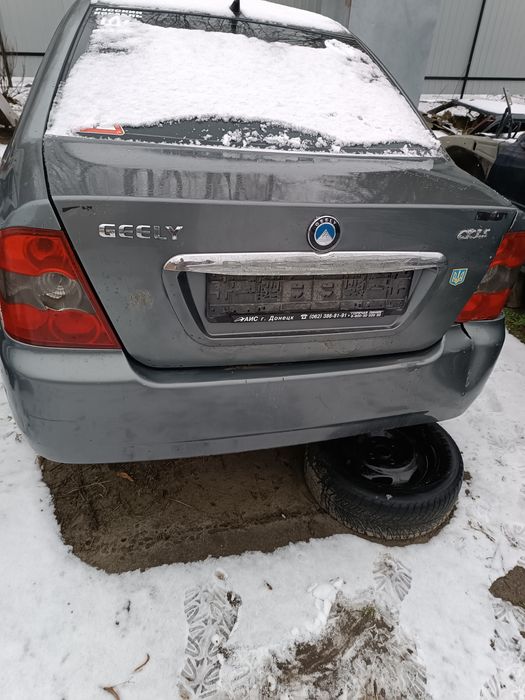 Кришка багажника джилі ск1