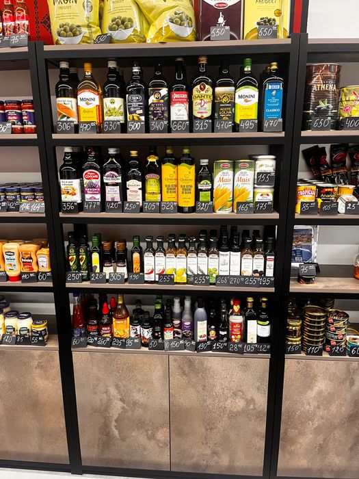 Продам Стелажі для бізнесу