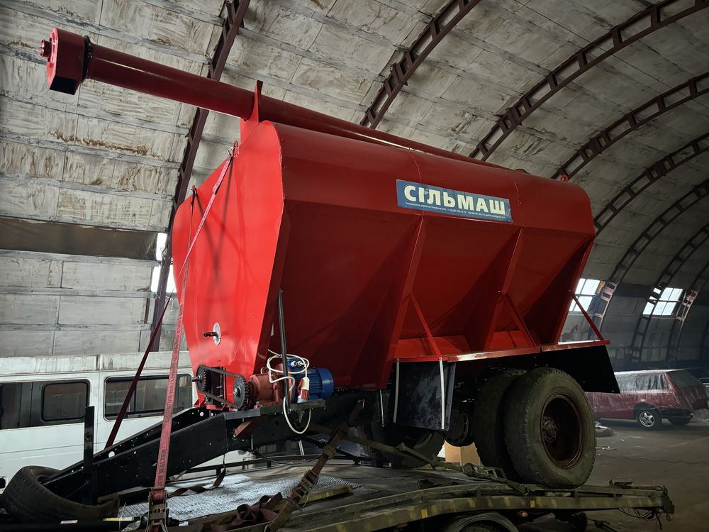 Завантажувач корму причепний ЗКП-8