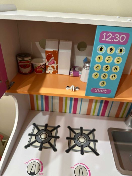Дитяча кухня KidKraft