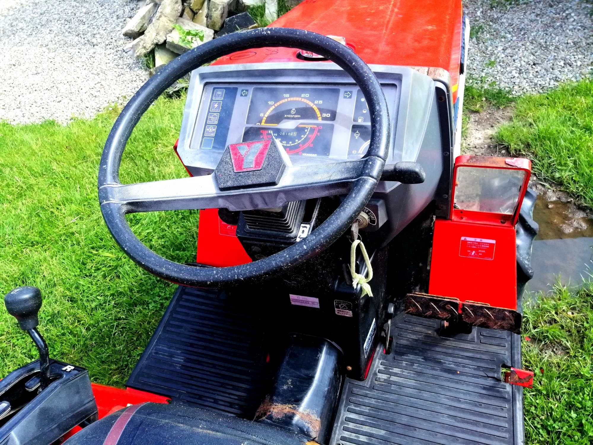 Japońsk Traktorek Yanmar F155