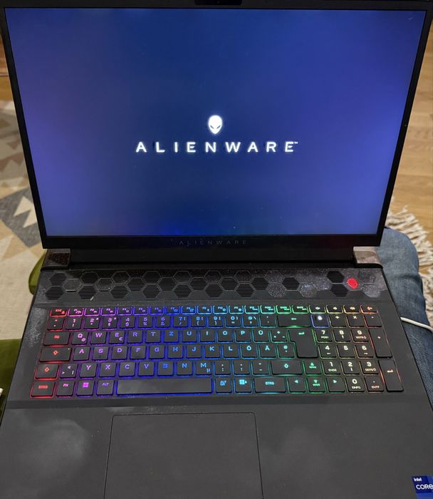 Alienware m18 r1 nVidia RTX 4080, 480 Hz, 64 GB RAM, procesor i9
