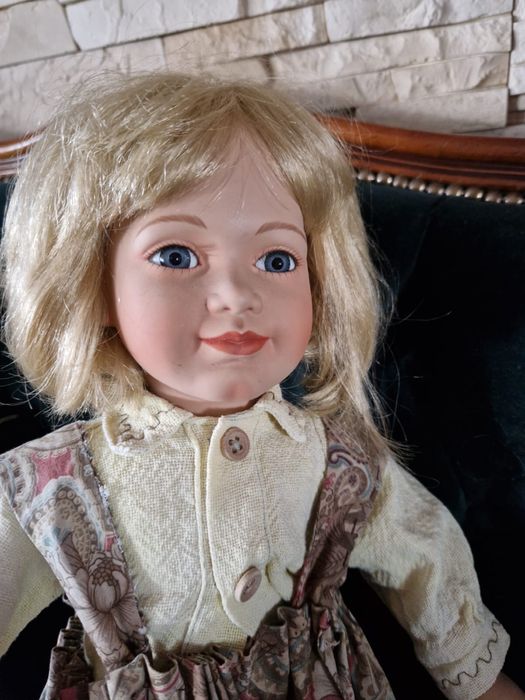 Lalka porcelanowa ZASAN