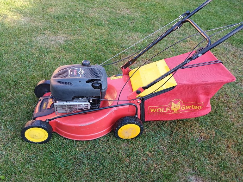 Kosiarka spalinowa z napędem