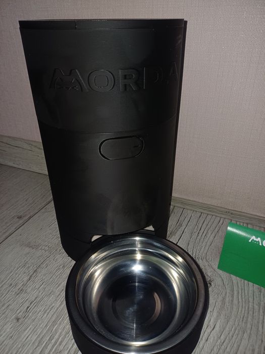 Електро Годівниця Голодна Морда