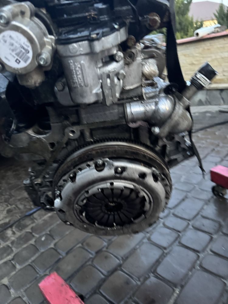 Двигун двигатель мотор opel z22yh 2.2 бензин