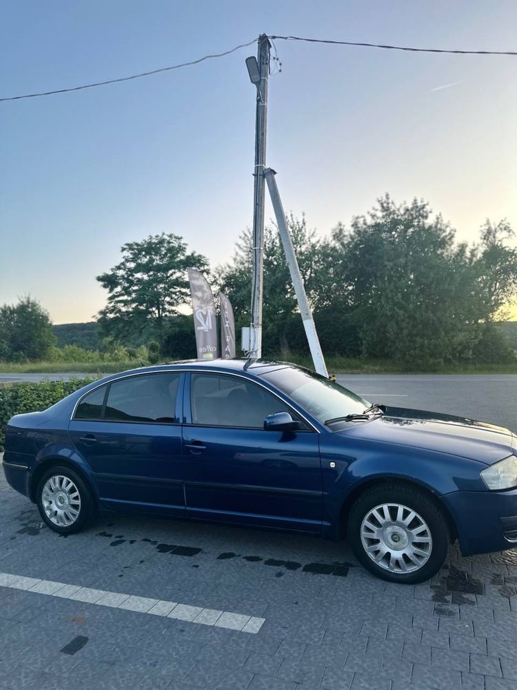 Продам Skoda Superb 1