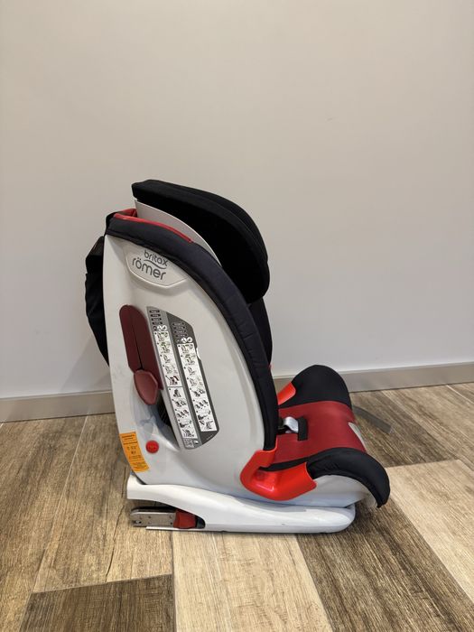 Автокрісло Britax romer advansafix 9-36 кг