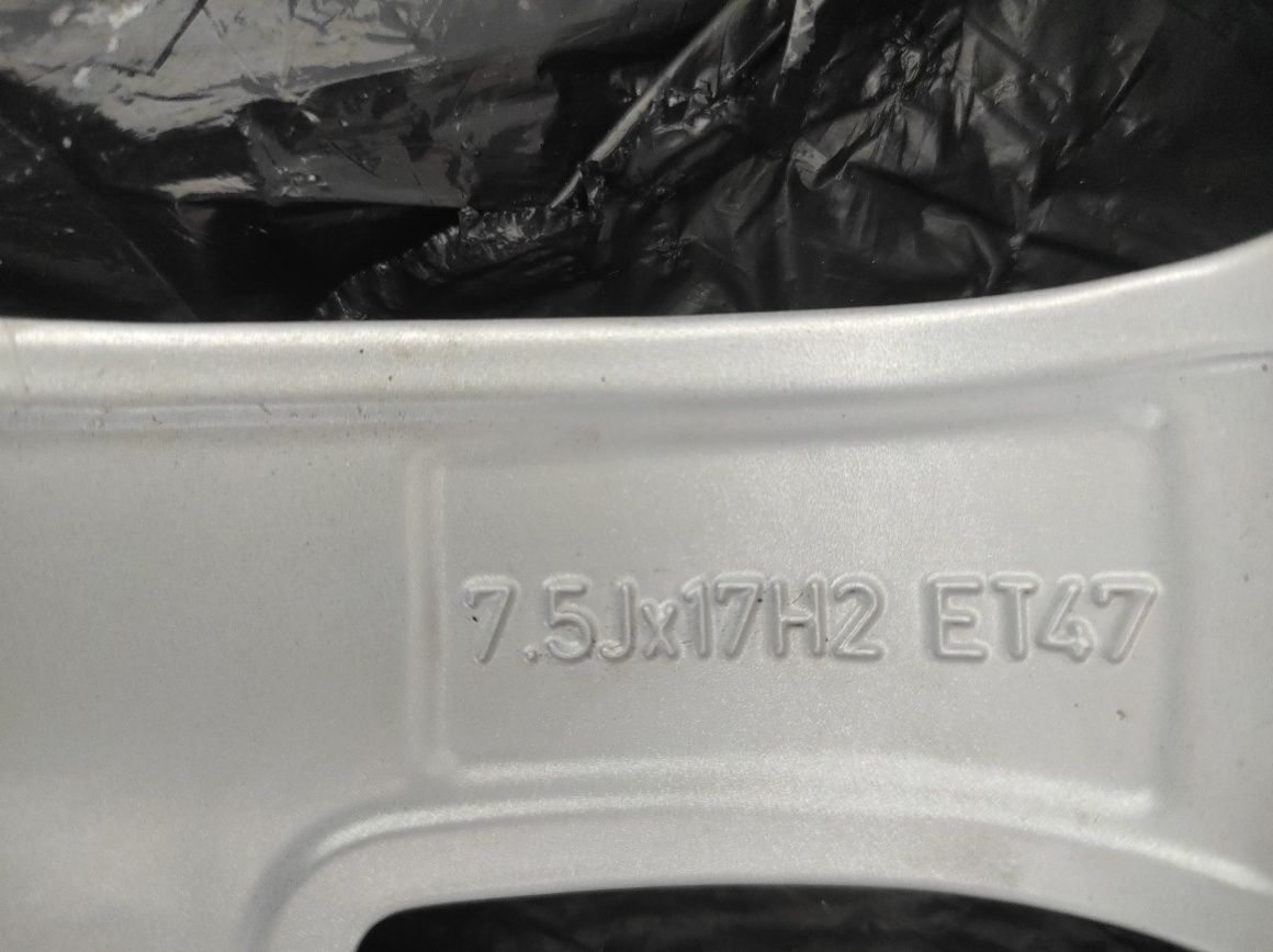 12 Felgi aluminiowe AUDI R 17 5x112 Bardzo Ładne