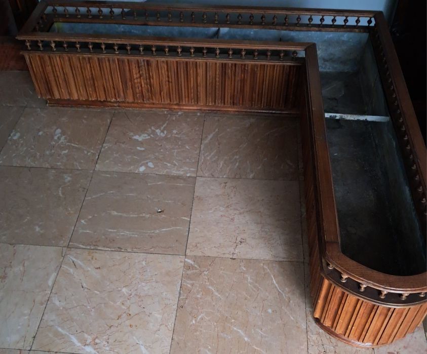 Cantoneira decorativa