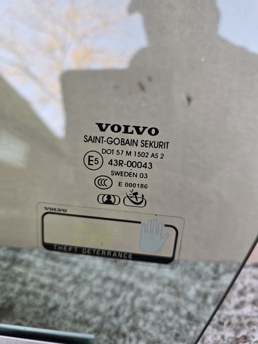 Szyba przednia lewa Volvo S80  98 -05  PODWÓJNA