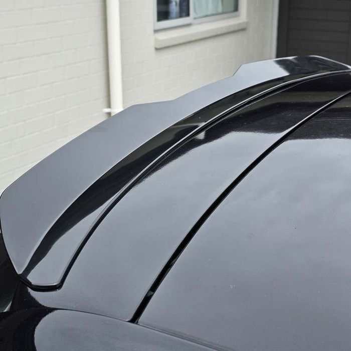 Extensão spoiler universal preto brilhante - novo