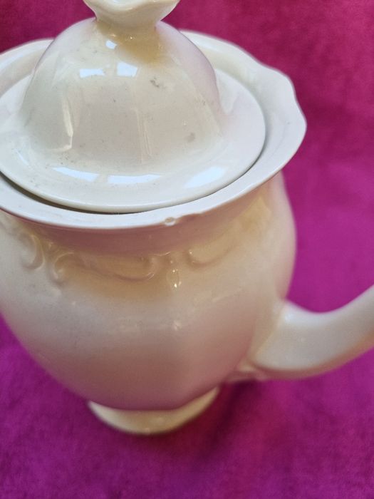 Dzbanek porcelana tułowice