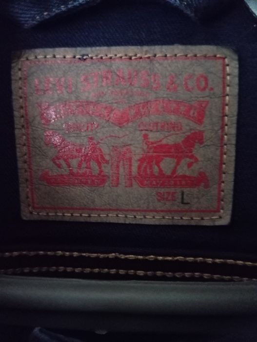 Жіноча  Куртка,піджак Levis