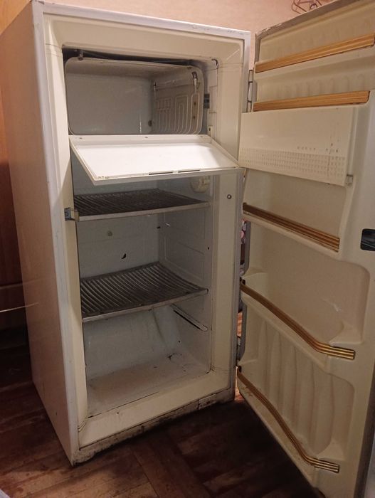 Продам холодильник ОАК