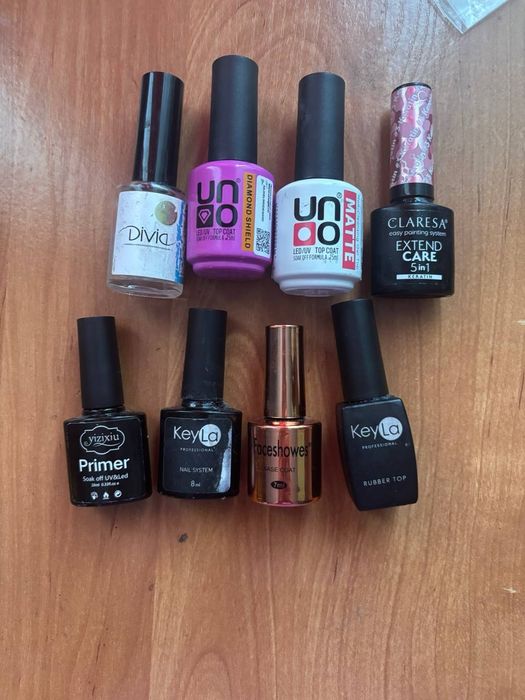 Продам набір для Манікюру ! Лаки + Лампа для Манікюру